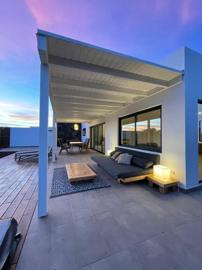 North Shore Villas Lajares, Manalari, Private Jacuzzi 外观 照片